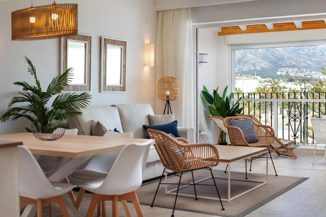 Frontline Beach & Sea Views - 2 Bedrooms - 2 Bathrooms - Puerto Banus Apartment Marbella Spain
